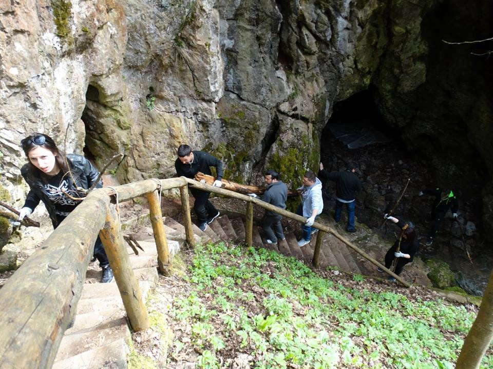 Akcija čišćenja Cerjanske pećine, Kancelarija za mlade GO Pantelej