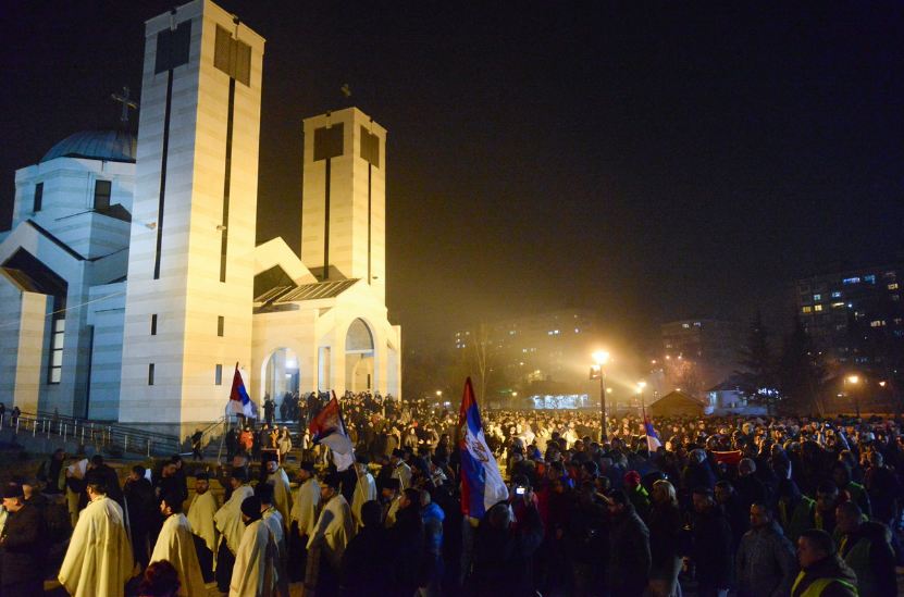 Protestna šetnja kao podrška crnogorskim demonstrantima održana u Nišu