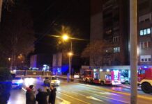 Požar u crvenom soliteru u Nišu; Foto: Novinari Online